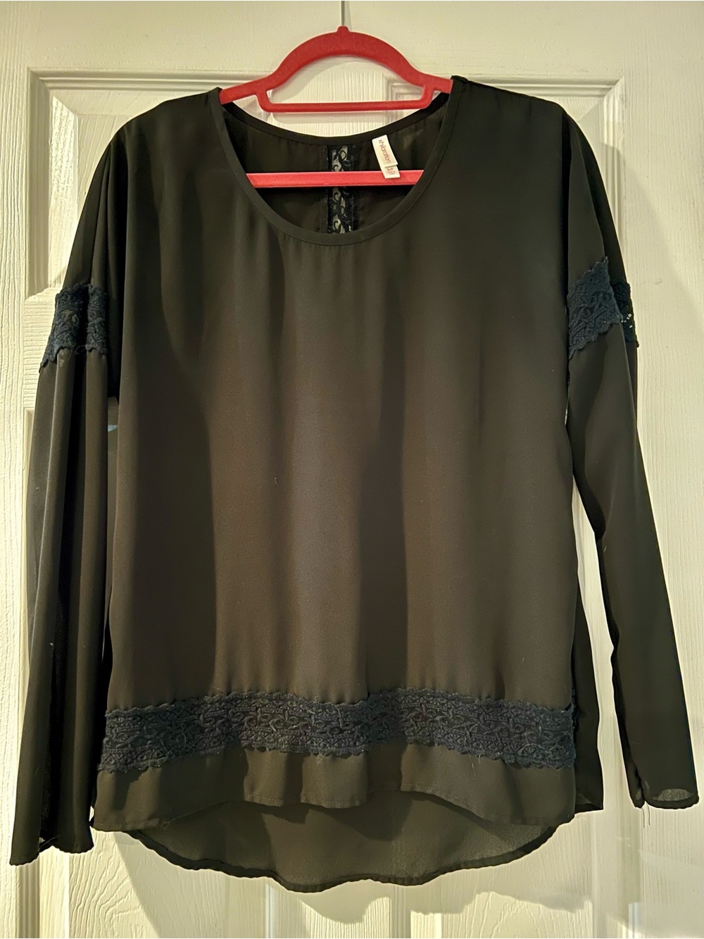 Xhilaration Black Long-Sleeve Lace-Trim Top